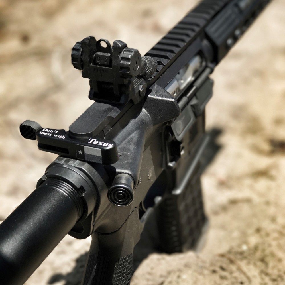 AR-15 Charging Handle | Don't Mess With Texas